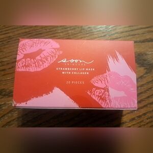 New, sealed Soon Skincare Lip Mask with Collagen 20 Pieces